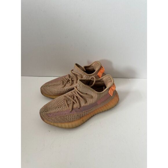 Adidas Yeezy Boost 350 V2 in Clay